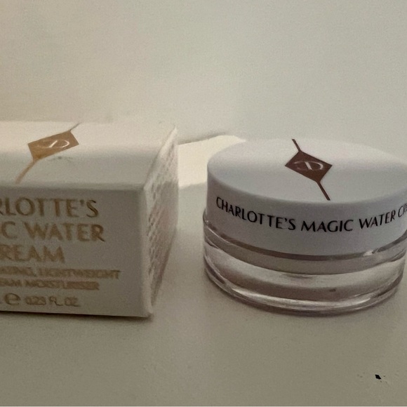 CHARLOTTE'S MAGIC WATER CREAM - Picture 3 of 5